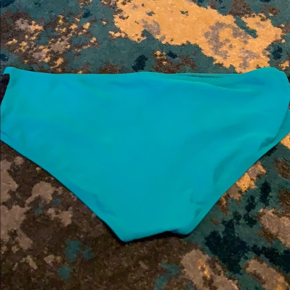 Aerie Racerback Top & Midi Rose Bottoms - Picture 5 of 7